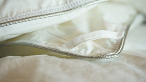 Couette en Duvet Blanc Huttérite <br> 4 saisons - Fabriqué au Canada